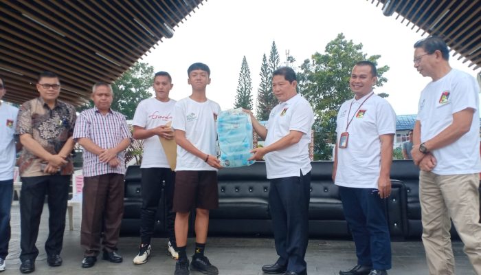 Kerjasama dengan PT PLN, Pemkab Minahasa gelar World Clean Up Day