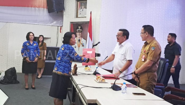 30 PPPK Tenaga Teknis Terima SK Dari Walikota Maurits