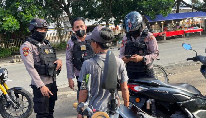 Tertibkan Parkir Liar di Girian, Polres Bitung Utamakan Edukasi Masyarakat