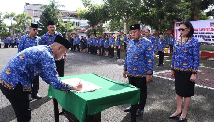 204 Pegawai Pemerintah dengan Perjanjian Kerja Pemkab Minahasa dilantik Bupati RD