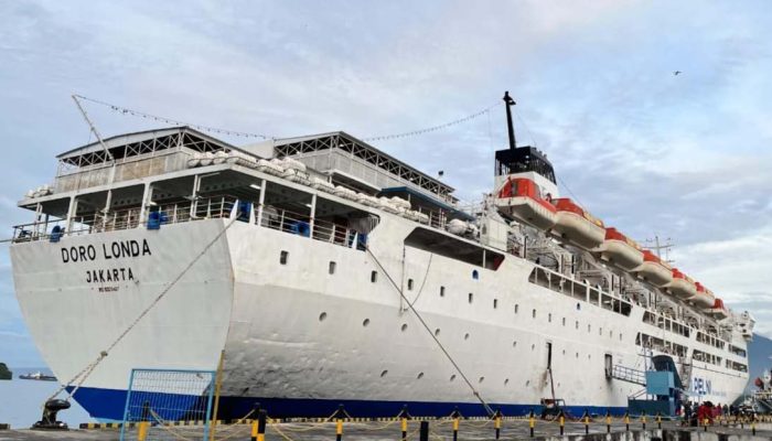 KM Dorolonda Diserbu Penumpang di Bitung, Efek Arus Balik Libur Sekolah