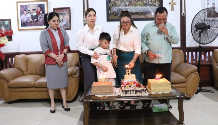 Sederhana perayaan HUT Perkawinan ke-41 Keluarga Dondokambey Lengkong