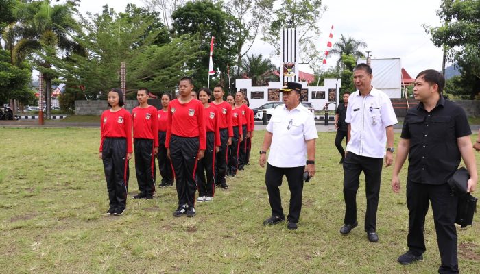 Tinjau latihan, Bupati RD beri motivasi bagi siswa Paskibraka 2025