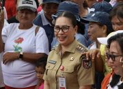 Meriahkan HUT ke-80 RI, Kecamatan Sonder gelar Pawai Pembangunan, Wabup Vasung apreseasi