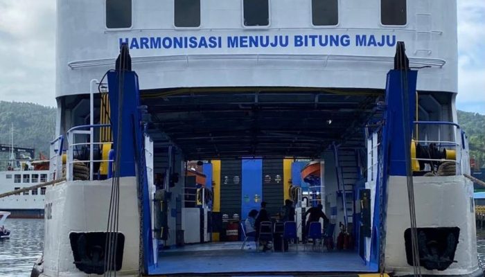 KMP Tude Awali Enam Trip Perdana Pateten–Papusungan Lembeh