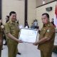 Diterima Bupati RD, Pemkab Minahasa raih penghargaan Kepatuhan Pelayanan Publik
