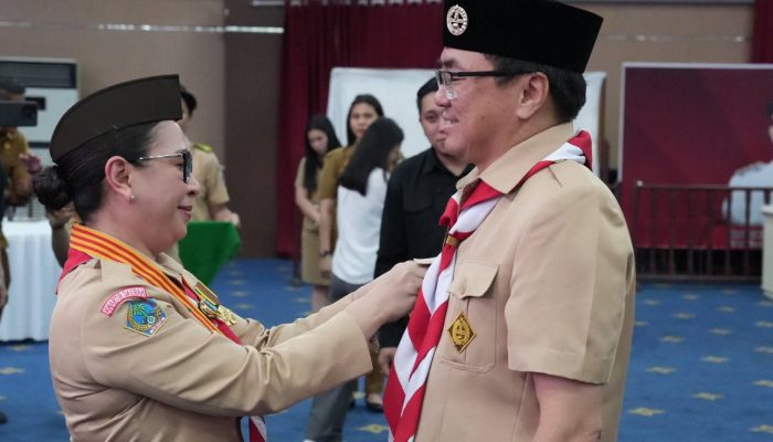 Vanda Sarundajang lantik Andrei Ang  sebagai Ketua Gerakan Pramuka Kota Manado Periode 2025–2030