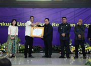 Lagi, Bupati RD raih penghargaan Posbankum dari Menteri Hukum Supratman Andi Agtas
