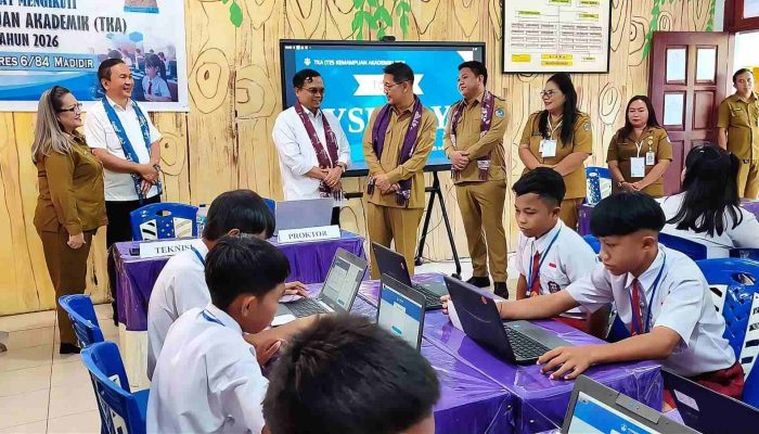 Dampingi Dirjen PAUD Dikdasmen, Wali Kota Hengky Dorong Kemajuan Pendidikan Bitung